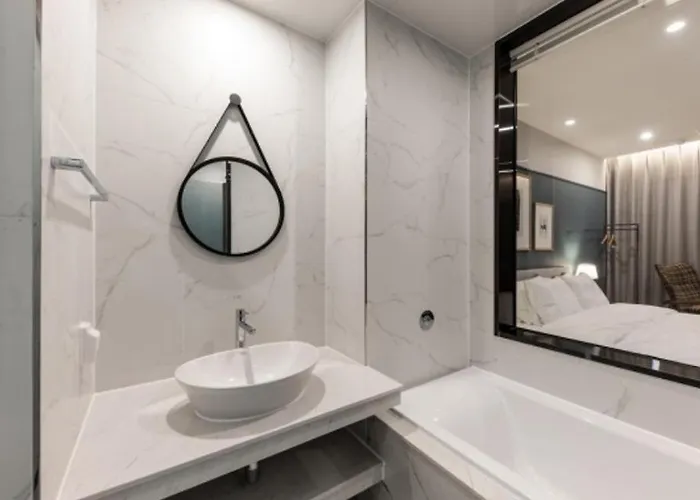 Brown Dot Deokcheon Hotel 3*