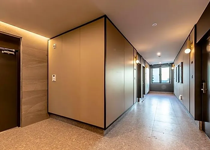 Hotel Brown Dot Deokcheon 3*