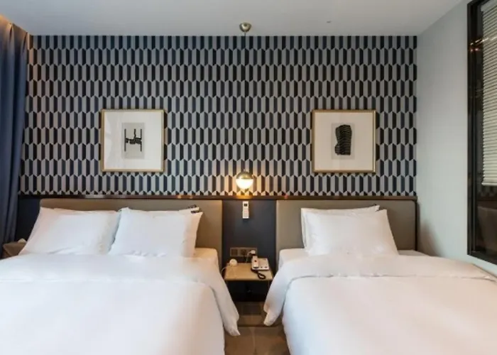 Hotel Brown Dot Deokcheon 3*
